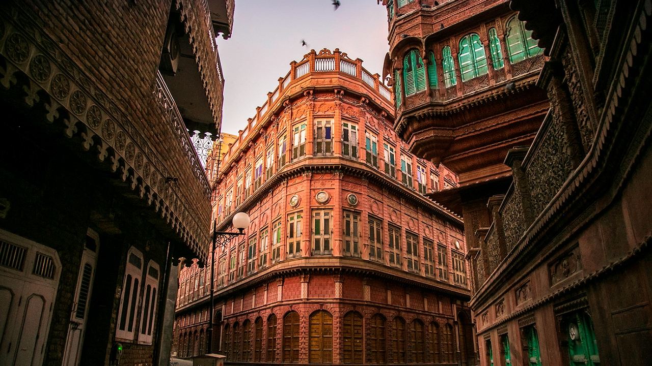 The Rampuria Havelis at dusk.